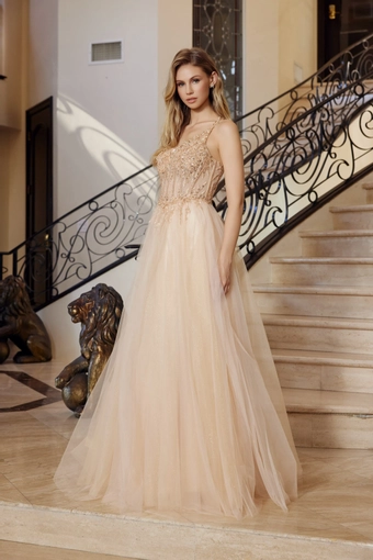 Nox Anabel Style #F1567 #10 frontface vertical thumbnail