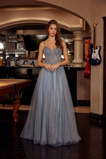 Nox Anabel F1726 #5 frontface vertical thumbnail