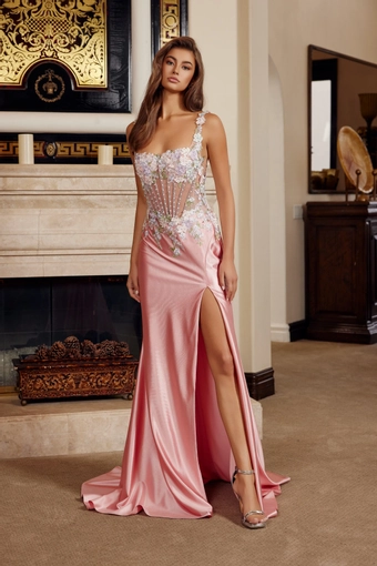 Nox Anabel M1755 #1 frontface vertical thumbnail