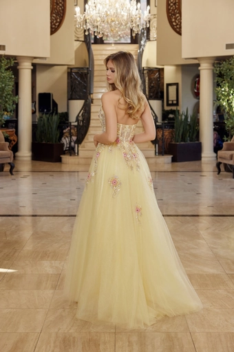 Nox Anabel #Q1773 #6 backface vertical thumbnail