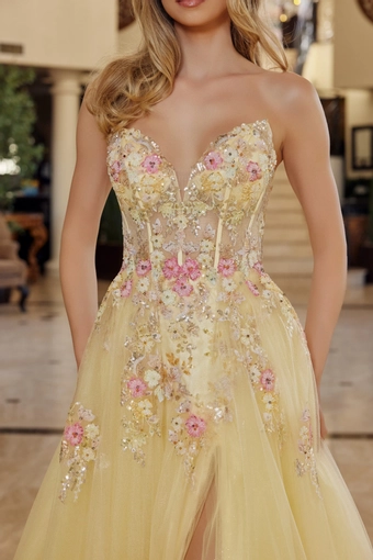 Nox Anabel #Q1773 #7 frontface vertical cropped thumbnail