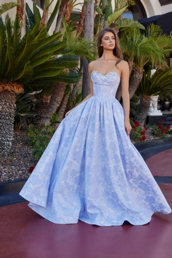 Nox Anabel Style #T1912 #3 frontface vertical thumbnail