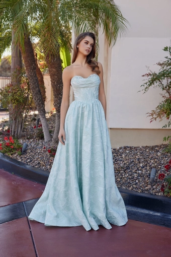 Nox Anabel Style #T1912 #1 frontface vertical thumbnail