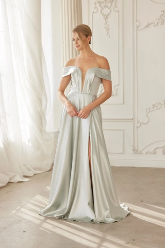 Nox Anabel ME150 #2 frontface vertical thumbnail