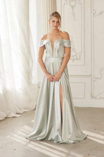 Nox Anabel ME150 #3 frontface vertical thumbnail