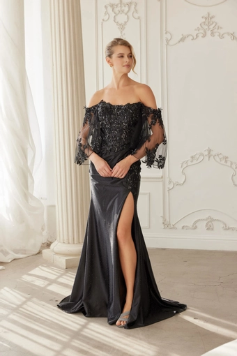 Nox Anabel ME153 #1 frontface vertical thumbnail