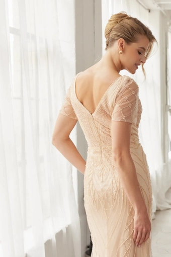 Nox Anabel MH162 #13 backface vertical cropped thumbnail