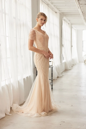 Nox Anabel MH162 #6 frontface vertical thumbnail