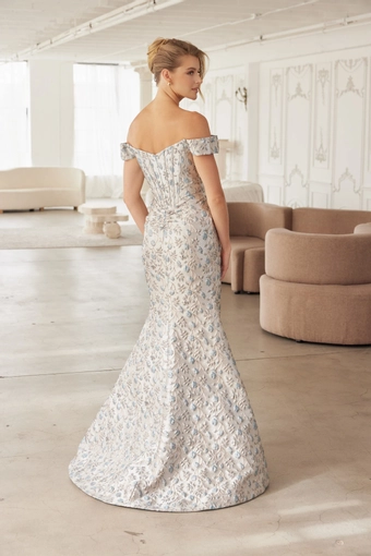 Nox Anabel MJ142 #4 backface vertical thumbnail