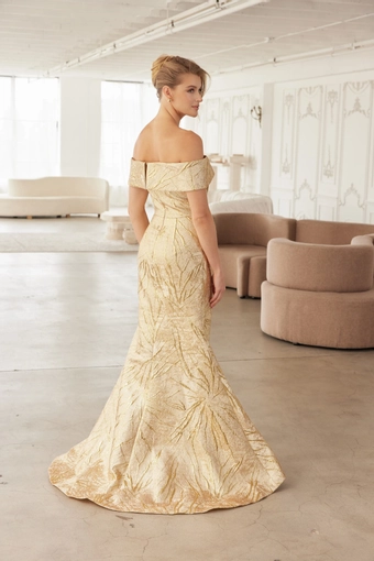 Nox Anabel MJ144 #3 backface vertical thumbnail