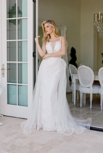 Nox Anabel C1628W #3 frontface vertical thumbnail