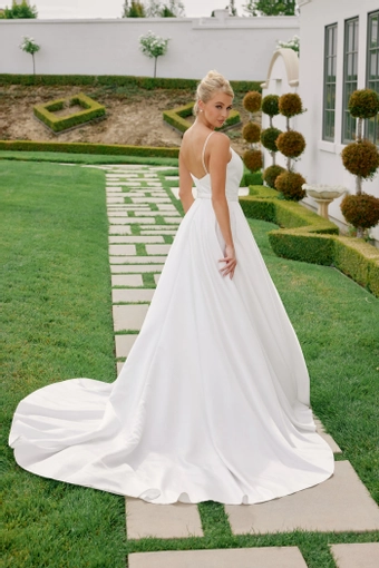 Nox Anabel JE1015 #6 backface vertical thumbnail