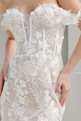 Nox Anabel JE974 #7 frontface vertical cropped thumbnail