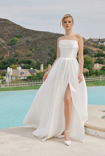 Nox Anabel JE988 #1 frontface vertical thumbnail