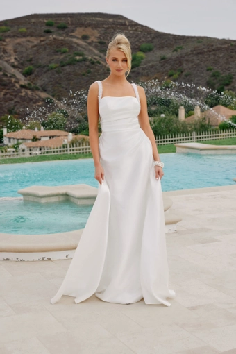 Nox Anabel JE993 #1 frontface vertical thumbnail