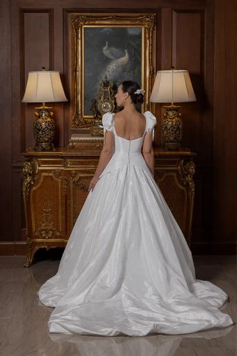 Monte Durham for Elissar Bridal Ginger #1 default backface vertical thumbnail