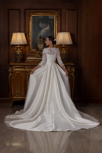 Monte Durham for Elissar Bridal Rose #1 default backface vertical thumbnail