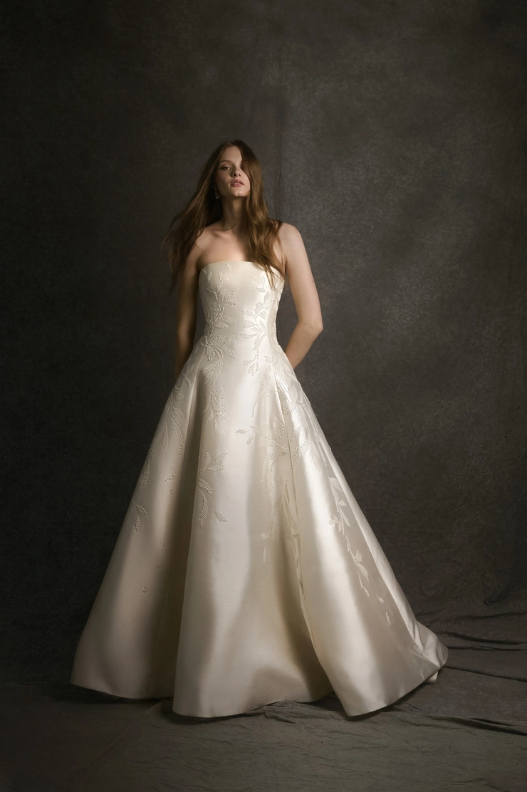 Enaura Claire Default Image