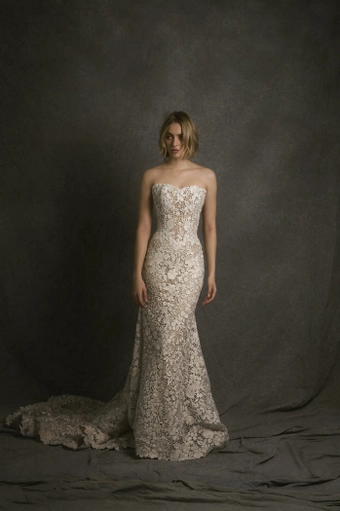 Enaura Thea #2 frontface vertical thumbnail