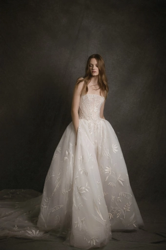 Enaura Ava #0 default frontface vertical thumbnail