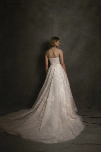 Enaura Evie #1 default backface vertical thumbnail