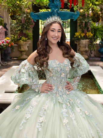 House of Wu 80002 #6 frontface vertical cropped thumbnail