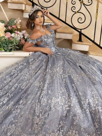 House of Wu 80006 #11 vertical cropped thumbnail