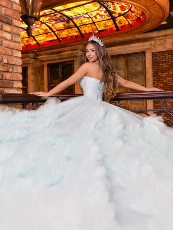 House of Wu 80022 #24 backface vertical cropped thumbnail