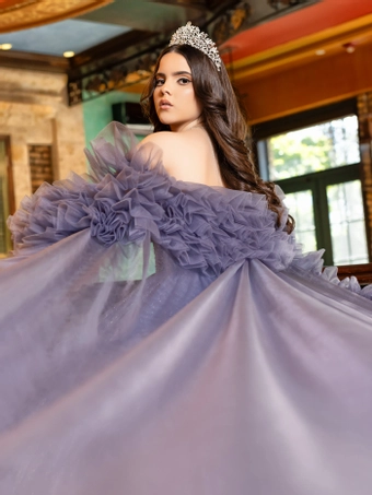 House of Wu 80022 #23 backface vertical cropped thumbnail