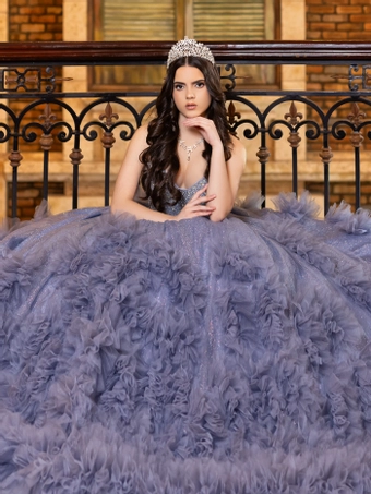 House of Wu 80022 #13 frontface vertical cropped thumbnail