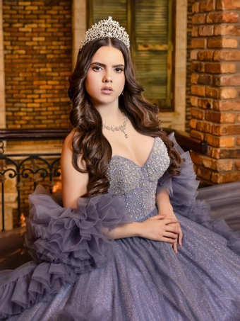 House of Wu 80022 #18 frontface vertical cropped thumbnail