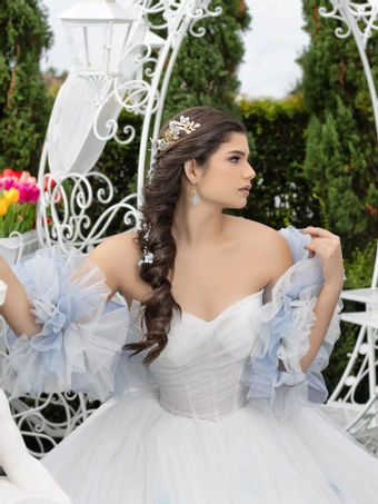 House of Wu 80025 #6 frontface vertical cropped thumbnail