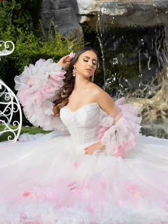 House of Wu 80025 #5 frontface vertical cropped thumbnail