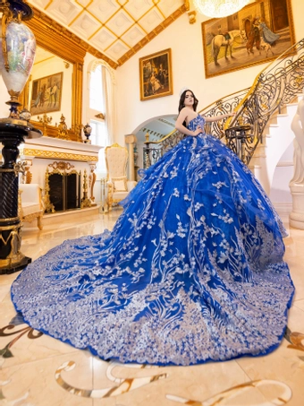 LizLúo Maravilla 80029 #2 frontface vertical thumbnail