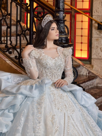 House of Wu 80034 #7 frontface vertical cropped thumbnail