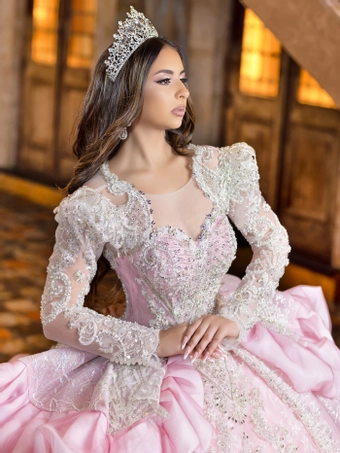 House of Wu 80034 #10 frontface vertical cropped thumbnail