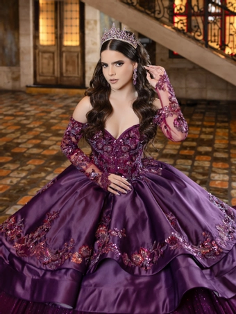 House of Wu 80036 #7 frontface vertical cropped thumbnail