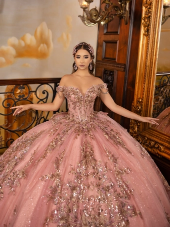 House of Wu 80037 #8 frontface vertical cropped thumbnail