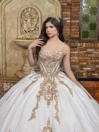 House of Wu 80041 #8 frontface vertical cropped thumbnail