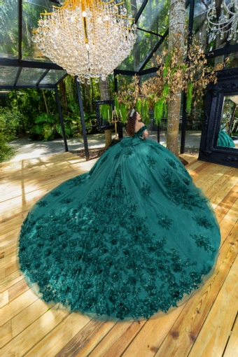 House of Wu 80047 #9 default backface vertical thumbnail