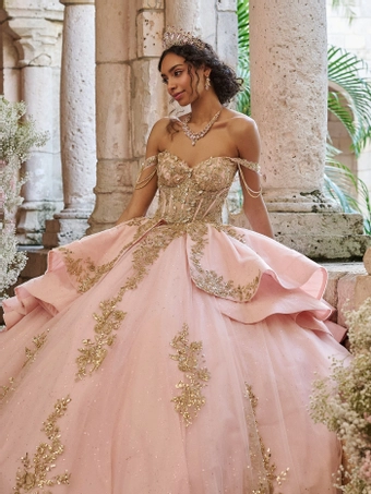 LizLúo Maravilla 80050 #8 frontface vertical cropped thumbnail