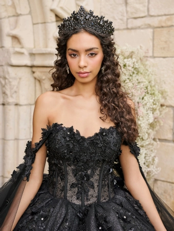 House of Wu 80059 #3 frontface vertical cropped thumbnail