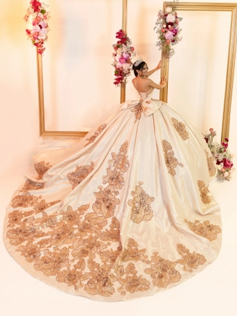 House of Wu 80066 #4 default backface vertical thumbnail