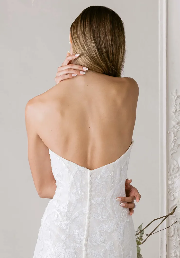 Morilee Style #1010032 #6 backface vertical cropped picture