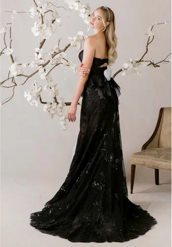 Morilee #Aloura 1050002 ML #2 vertical thumbnail