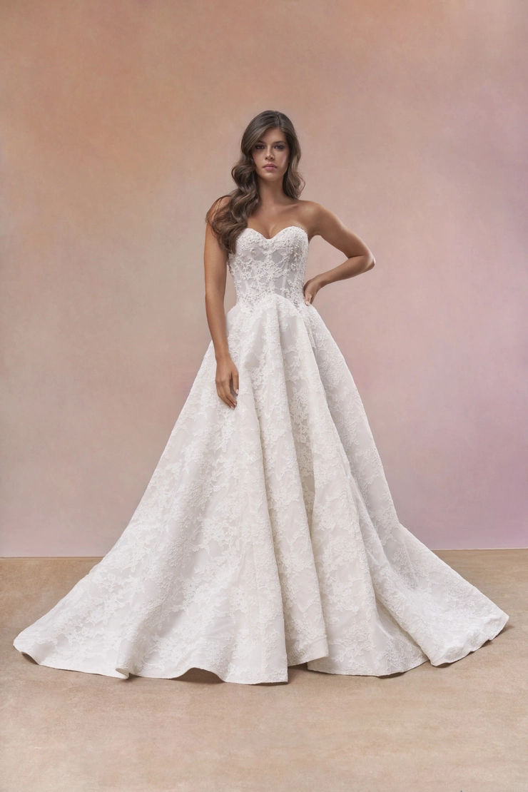 Maria Farbinni Charlotte Image