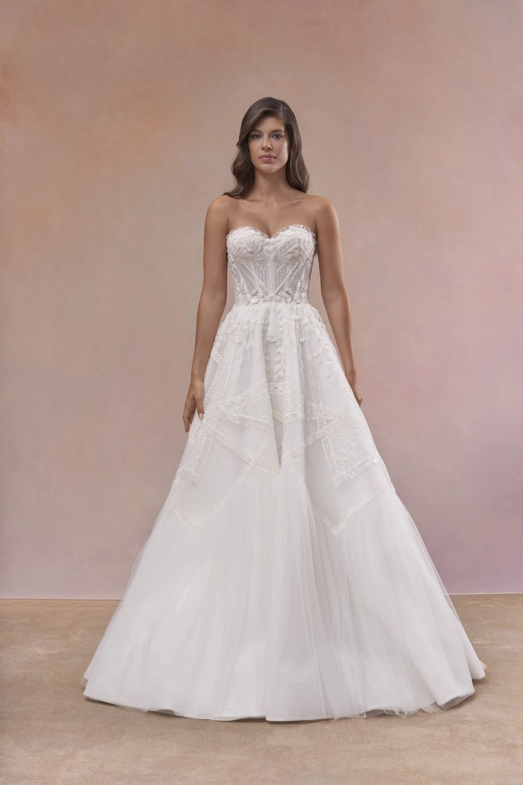 Maria Farbinni Claudie Image