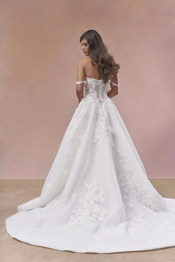 Maria Farbinni Nicole #3 backface vertical thumbnail