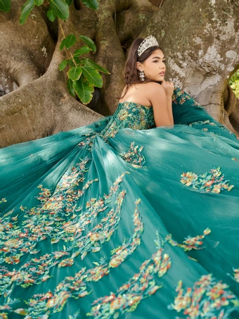 House of Wu 56513 #6 backface vertical cropped thumbnail