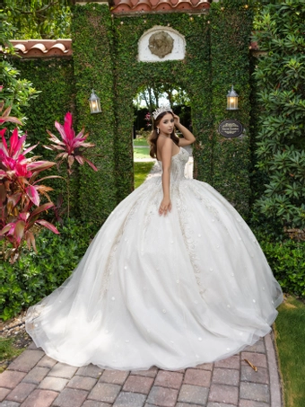 Fiesta #56532 #2 vertical thumbnail